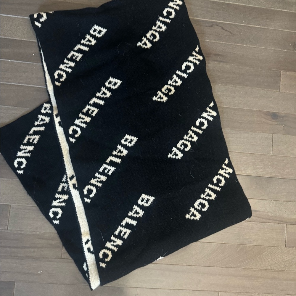 Balenciaga logo scarf